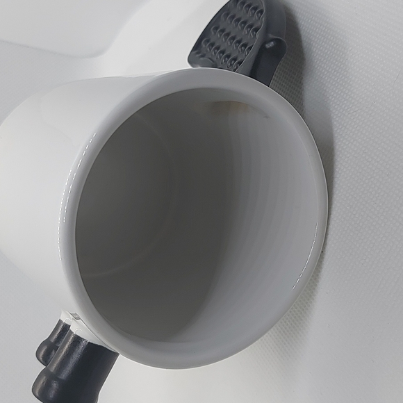 Niagara Falls Pistol Mug - Picture 4 of 4